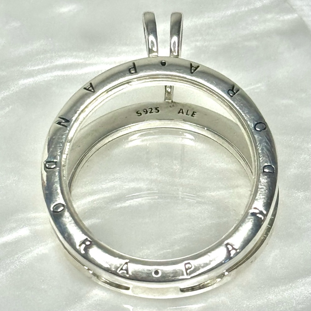 Retired Pandora Petite Memories Large Floating Locket & 2 Petite Charms - Picture 12 of 16